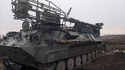 Бійці 10 гірсько-штурмової бригади захопили у російських окупантів комплекс РЕБ Бійці 10 гірсько-штурмової бригади захопили у російських окупантів комплекс РЕБ