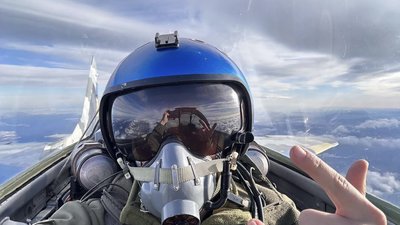 Пілот бойового літака МіГ-29 Владислав Залістовський Пілот бойового літака МіГ-29 Владислав Залістовський