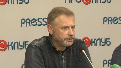 Волонтер Андрій Салюк Волонтер Андрій Салюк