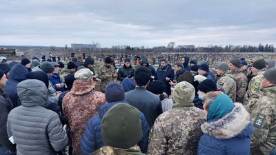 "Снайпер поцілив у спину": у Харкові прощаються з бійцем ЗСУ Алі Алхасли
