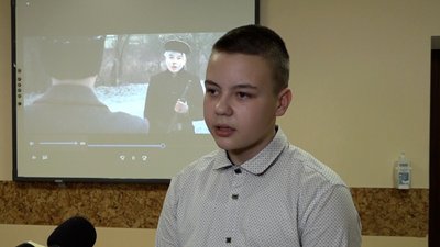Презентували фільм: учні та викладачі житомирського ліцею зіграли у фільмі "Крути" Презентували фільм: учні та викладачі житомирського ліцею зіграли у фільмі "Крути"