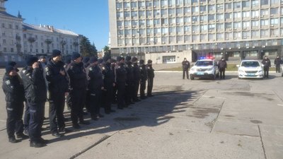 Поліція Сумщини отримала нові службові автомобілі Поліція Сумщини отримала нові службові автомобілі