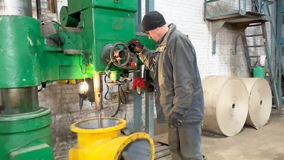 На Кіровоградщині ремонтують мережі водогону "Дніпро-Кіровоград". Допомагає релоковане підприємство На Кіровоградщині ремонтують мережі водогону "Дніпро-Кіровоград". Допомагає релоковане підприємство