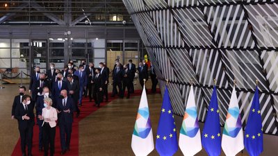 Підсумки саміту "Східного партнерства": підтримка лідерів ЄС та заява "Асоційованого тріо"