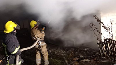 На Полтавщині на місці пожежі виявили тіло чоловіка На Полтавщині на місці пожежі виявили тіло чоловіка