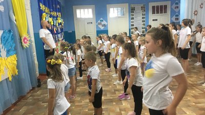 На Полтавщині переселенець організував заняття з хореографії: хто відвідує