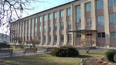 На Полтавщині майже 1 % освітян відсторонили від роботи, бо не щеплені від COVID-19