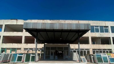 "Багато з анонсованих окупантами до відкриття шкіл, ще у стадії ремонту", — Андрющенко "Багато з анонсованих окупантами до відкриття шкіл, ще у стадії ремонту", — Андрющенко