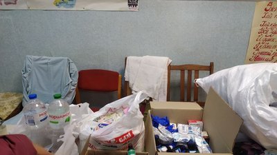 Медикаменти та їжа - волонтери Сум допомагають українським військовим Медикаменти та їжа - волонтери Сум допомагають українським військовим