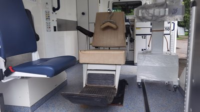 Баяніст з Нідерландів купив реанімобіль для ЗСУ за 33,5 тисячі євро Баяніст з Нідерландів купив реанімобіль для ЗСУ за 33,5 тисячі євро