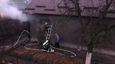 Чоловік намагався спалити себе. Що відомо про інцидент на Рівненщині