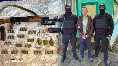 на Чернігівщині затримали чоловіка за незаконне зберігання зброї