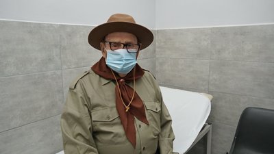 На Закарпатті вакцинувався 91-річний ветеран скаутського руху На Закарпатті вакцинувався 91-річний ветеран скаутського руху