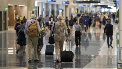 МАУ заборонить носити респіратори на рейсах
