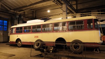 Один із старих тролейбусів Skoda у ДЕПО Один із старих тролейбусів Skoda у ДЕПО