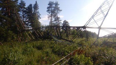 На Львівщині двох чоловіків підозрюють в пошкодженні електроопори