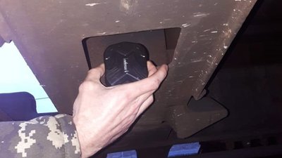 Закарпатські прикордонники виявили 500 пачок сигарет прихованих у вагоні вантажного потяга Закарпатські прикордонники виявили 500 пачок сигарет прихованих у вагоні вантажного потяга