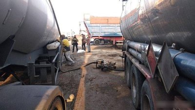 На Одещині 17 людей обвинувачують у розкраданні пального Укрзалізниці На Одещині 17 людей обвинувачують у розкраданні пального Укрзалізниці