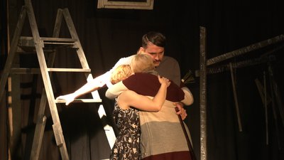 Кохання під час війни. Львівський театр презентував виставу про військового з Івано-Франківщини