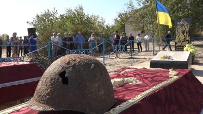 На Миколаївщині перепоховали рештки невідомих солдат, які загинули у 1944 році