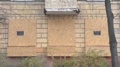 Який вигляд має Дніпро у тисячний день повномасштабної війни: фоторепортаж Який вигляд має Дніпро у тисячний день повномасштабної війни: фоторепортаж