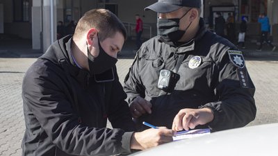 На Буковині через відсутність COVID-сертифікатів на перевізників склали чотири протоколи