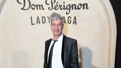 Мауріціо Каттелан