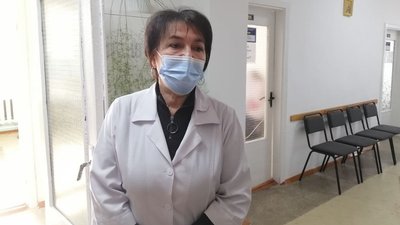 У Кременецькій районній лікарні почали вакцинувати медиків У Кременецькій районній лікарні почали вакцинувати медиків
