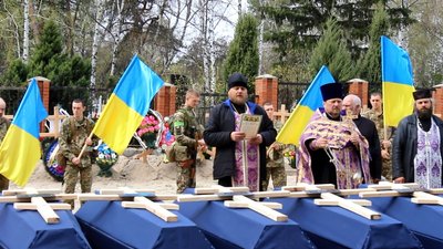 В Охтирці на Сумщині поховали 26 військових