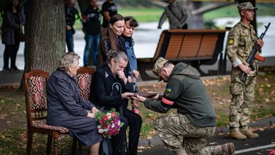 В Ужгороді попрощалися з полеглим на війні Андріяном Безклепним