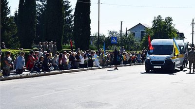 У громаді на Тернопільщині оголосили День жалоби У громаді на Тернопільщині оголосили День жалоби