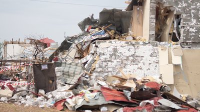 "Даху майже не було": як мешканці Затоки відновлюють житло після ракетного удару