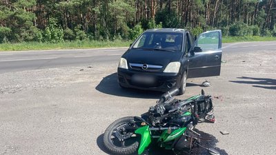 На Волині трапилися чотири ДТП за участі неповнолітніх водіїв На Волині трапилися чотири ДТП за участі неповнолітніх водіїв