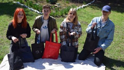 Поший мішечок і використай у побуті: вінницькі учні взяли участь в екопроєкті Поший мішечок і використай у побуті: вінницькі учні взяли участь в екопроєкті