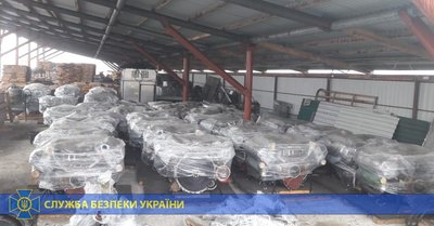 Іноземець намагався нелегально вивезти з України двигуни для бронетехніки