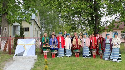 На Вінниччині відкрили пам’ятник пісні "Повій, вітре, на Вкраїну" На Вінниччині відкрили пам’ятник пісні "Повій, вітре, на Вкраїну"
