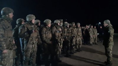 Замінований шлях та засідки: як минули навчання одеських курсантів-десантників Замінований шлях та засідки: як минули навчання одеських курсантів-десантників
