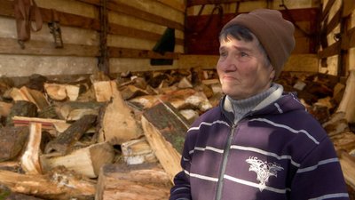 Жителям Малокатеринівки волонтери безоплатно надали дрова
