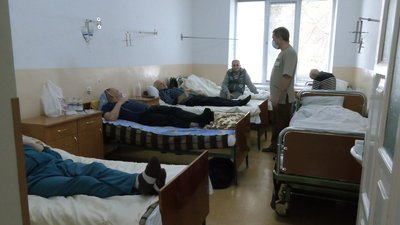 Зробили дві тисячі операцій, пролікували дев'ять тисяч волинян: як у час карантину працює онкоцентр Зробили дві тисячі операцій, пролікували дев'ять тисяч волинян: як у час карантину працює онкоцентр