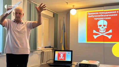 Викладач ДСНС провів тренінг з безпеки для Суспільне Рівне