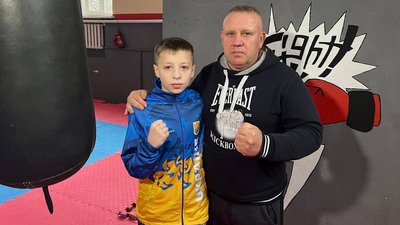 Коростишів, спорт, кікбогсинг, аукціон, ЗСУ, допомога, чемпіон, спортсмен