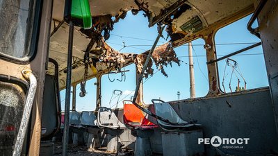 Зруйноване та знеструмлене: Харківська міськрада показала розбите обстрілами РФ Салтівське трамвайне депо Зруйноване та знеструмлене: Харківська міськрада показала розбите обстрілами РФ Салтівське трамвайне депо
