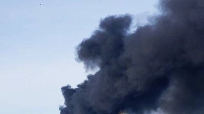 Дим, нафтопродукти, пожежа