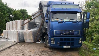 ДТП на трасі Одеса-Южне заблокувала рух автівок
