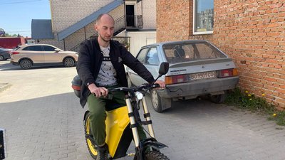 Тернопільська компанія, яка виготовляє електробайки, тепер робить транспорт для ЗСУ Тернопільська компанія, яка виготовляє електробайки, тепер робить транспорт для ЗСУ