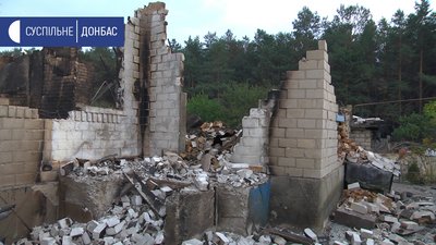 Жителі селища Сиротине втратили дома через лісову пожежу Жителі селища Сиротине втратили дома через лісову пожежу