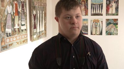 У Луцьку впродовж місяця експонуватиметься фотовиставка дітей з синдромом Дауна