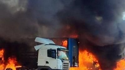 павлоград, атака, горять вантажівки, обстріл павлограда 5 вересня