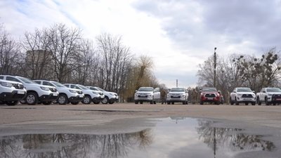 пікапи для військових