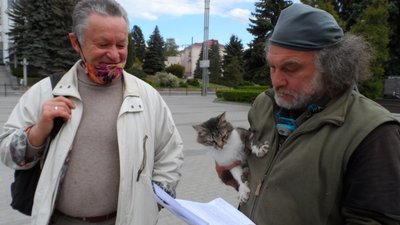 Екозахисники в Тернополі вирішили раз в два тижні збиратися біля облради Екозахисники в Тернополі вирішили раз в два тижні збиратися біля облради